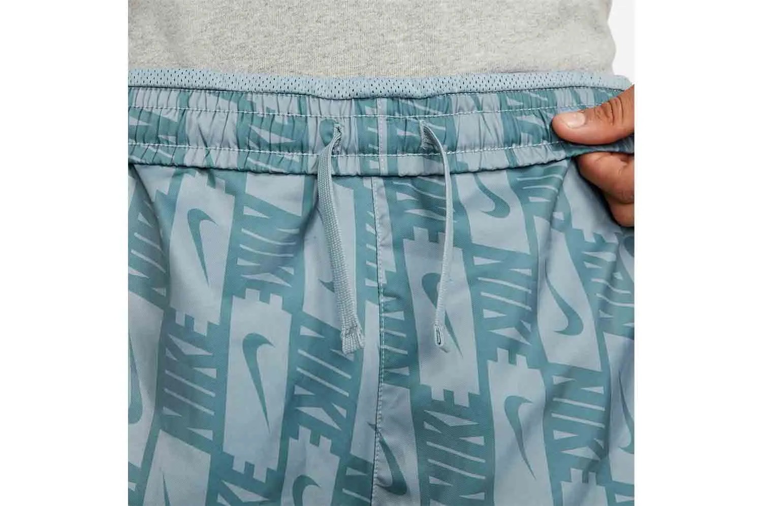 Repeat Woven Flow Shorts sold by Schrittmacher Sneakerhandlung product image thumbnail 3