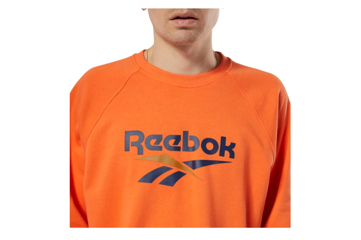 Classic V Crewneck sold by Schrittmacher Sneakerhandlung product image thumbnail 4