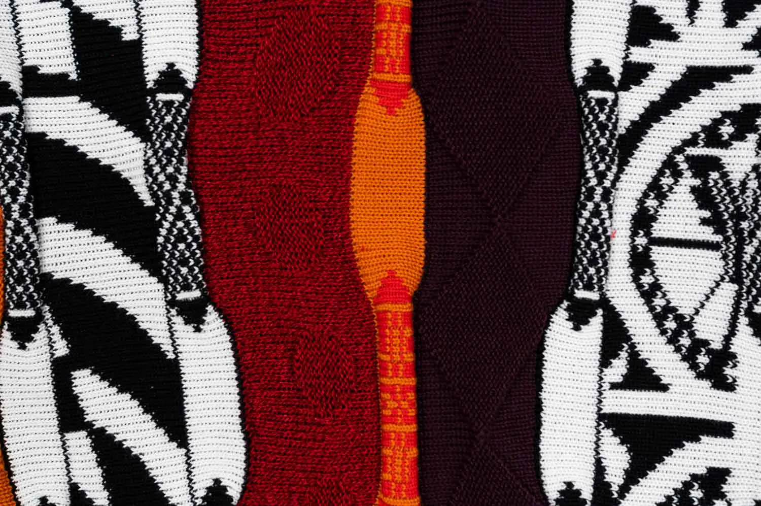 Pullover sold by Schrittmacher Sneakerhandlung product image thumbnail 3