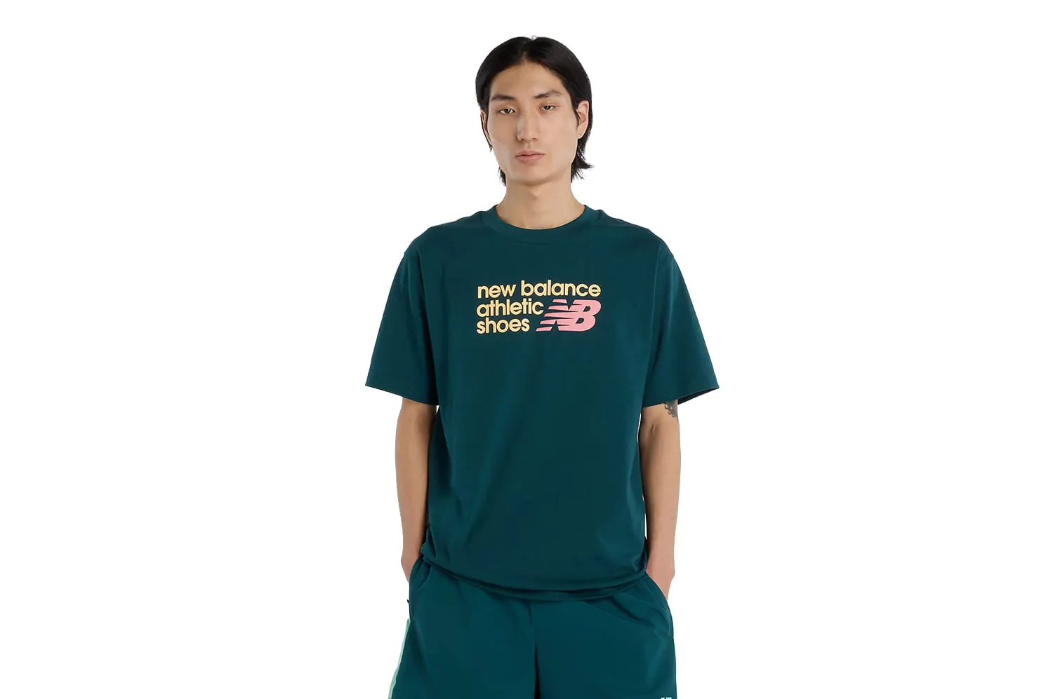 Athletics Premium Relaxed Chest Logo T-Shirt sold by Schrittmacher Sneakerhandlung