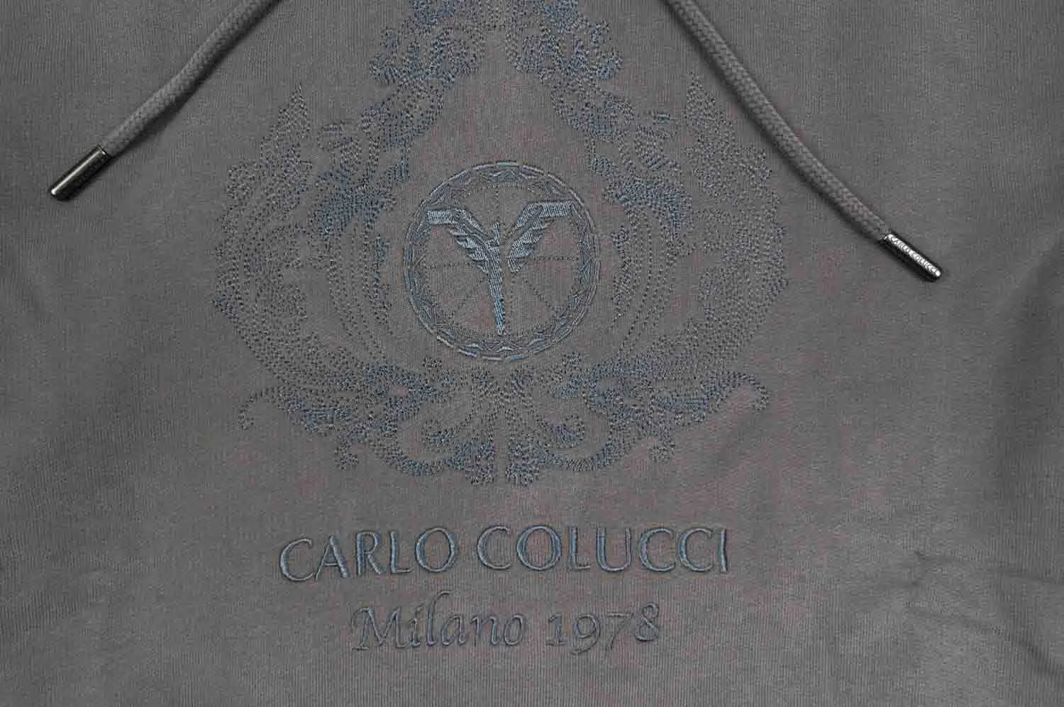 Hoodie sold by Schrittmacher Sneakerhandlung product image thumbnail 2