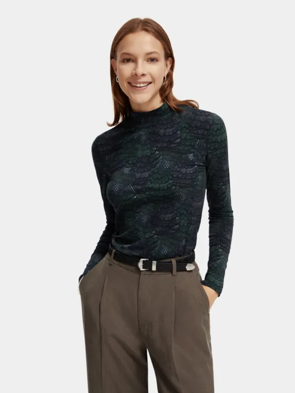 Printed long sleeved mockneck t-shirt made by Scotch & Soda