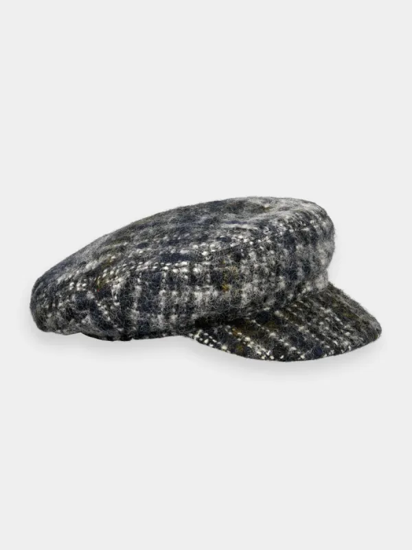 Check baker boy hat sold by Scotch and Soda