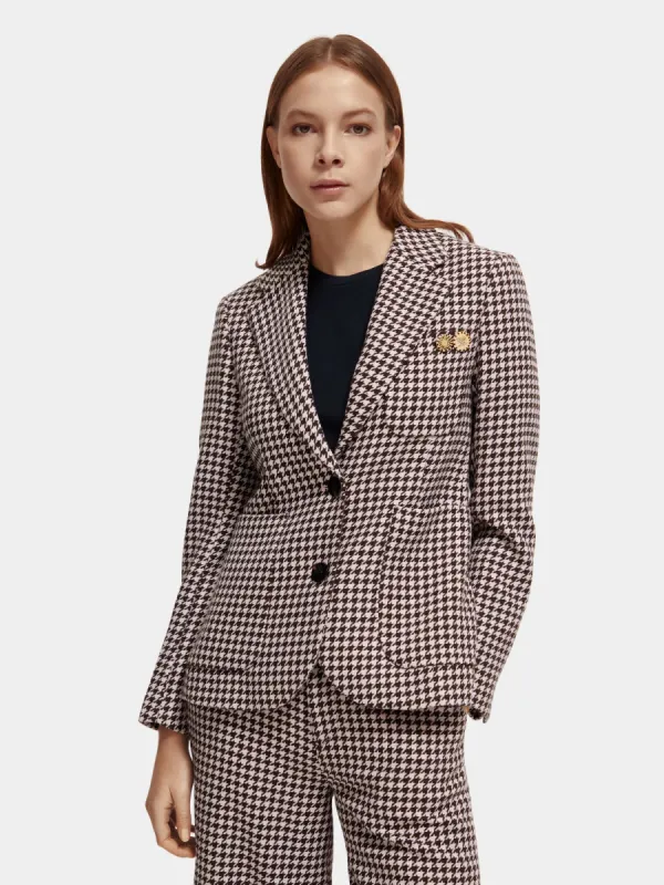 Single-breasted wool-blend blazer sold by Scotch and Soda