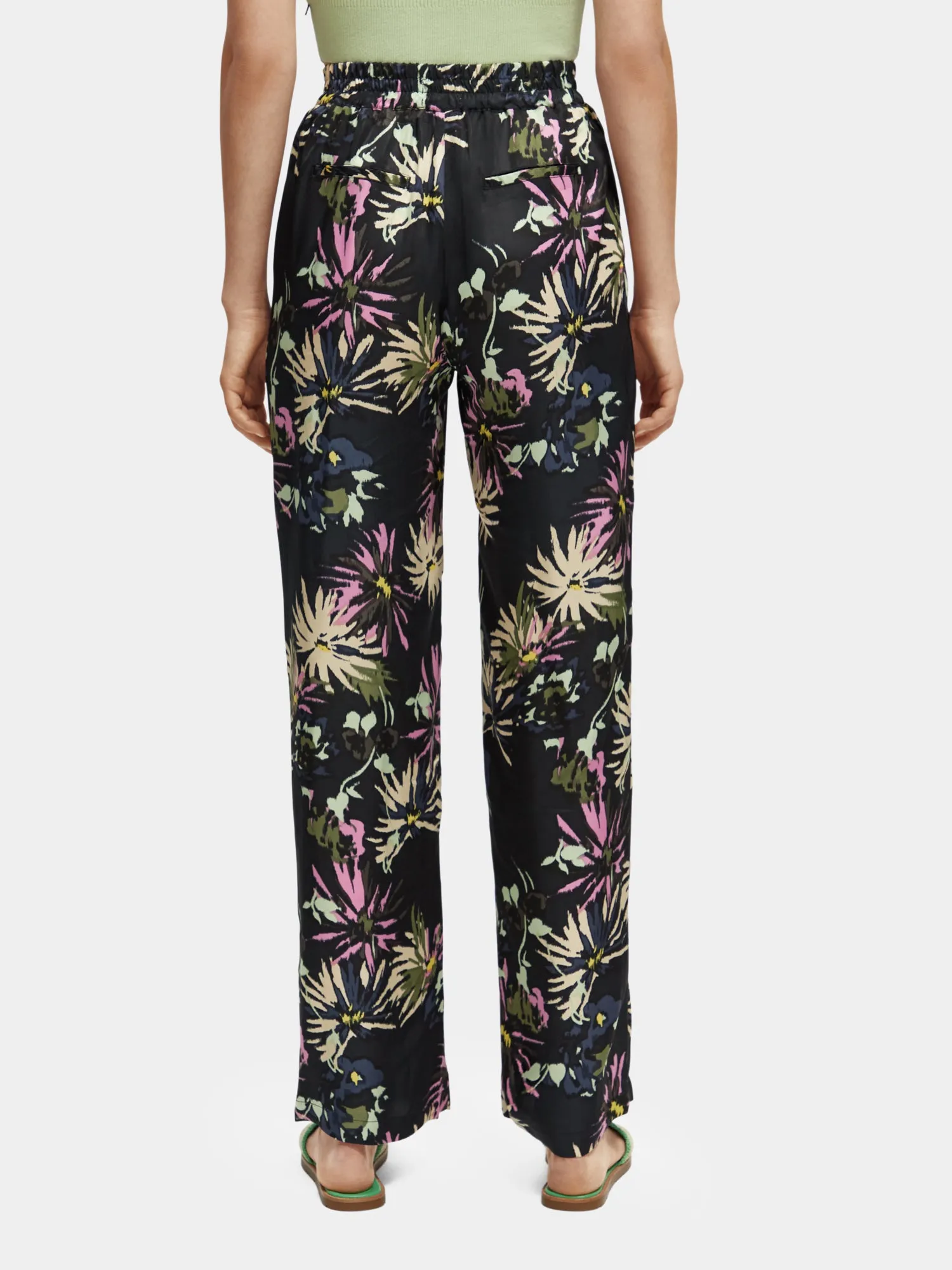 Gia mid-rise wide-leg printed silky pants sold by Scotch and Soda product image thumbnail 3