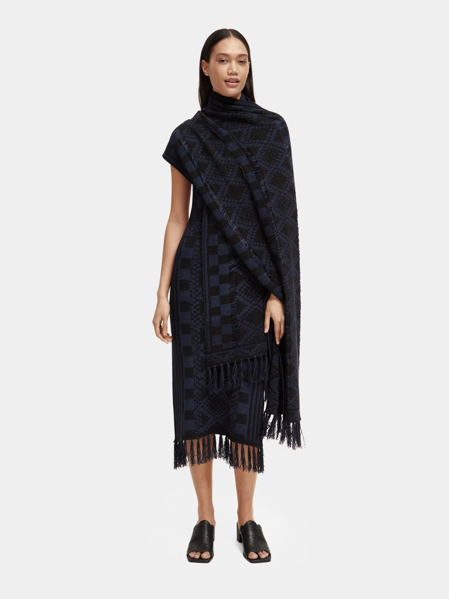 Fringed knitted scarf sold by Scotch and Soda product image thumbnail 3