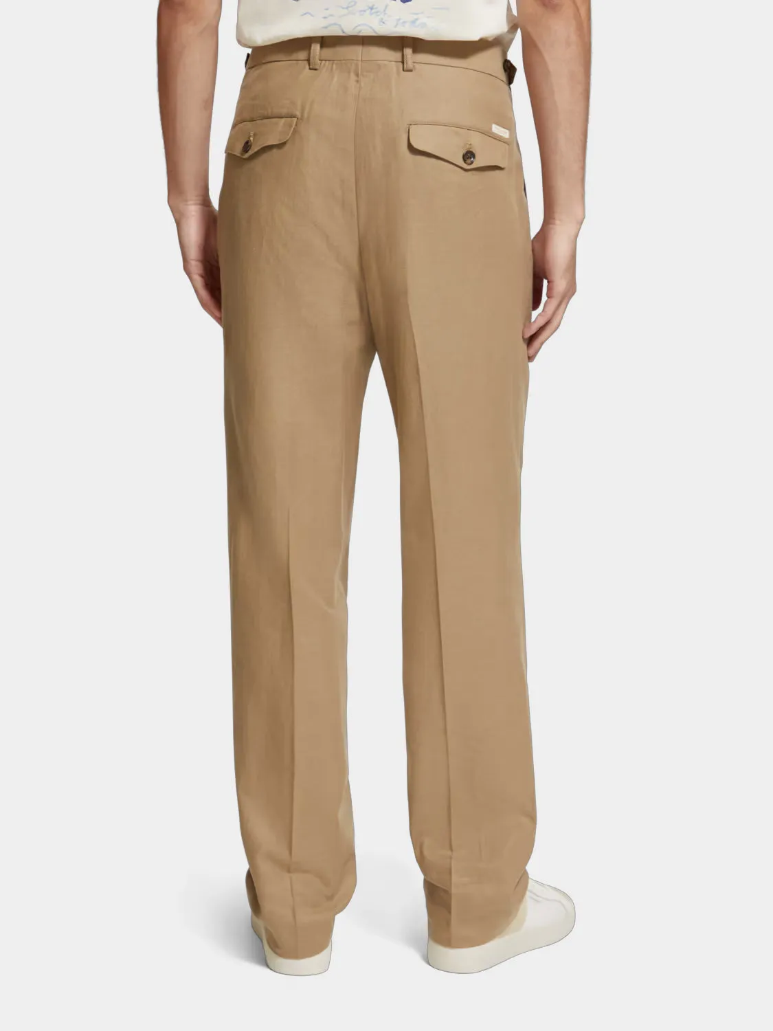 Pleated linen blend chinos sold by Scotch and Soda product image thumbnail 3