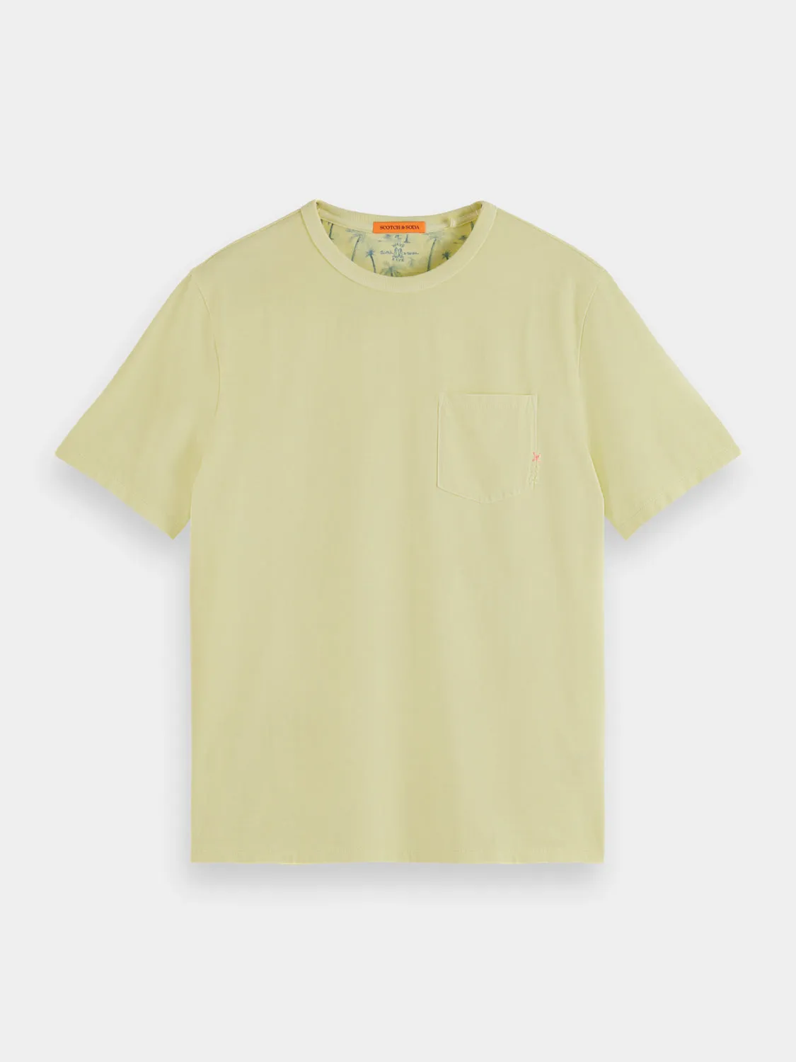 Garment-dyed pocket t-shirt sold by Scotch and Soda