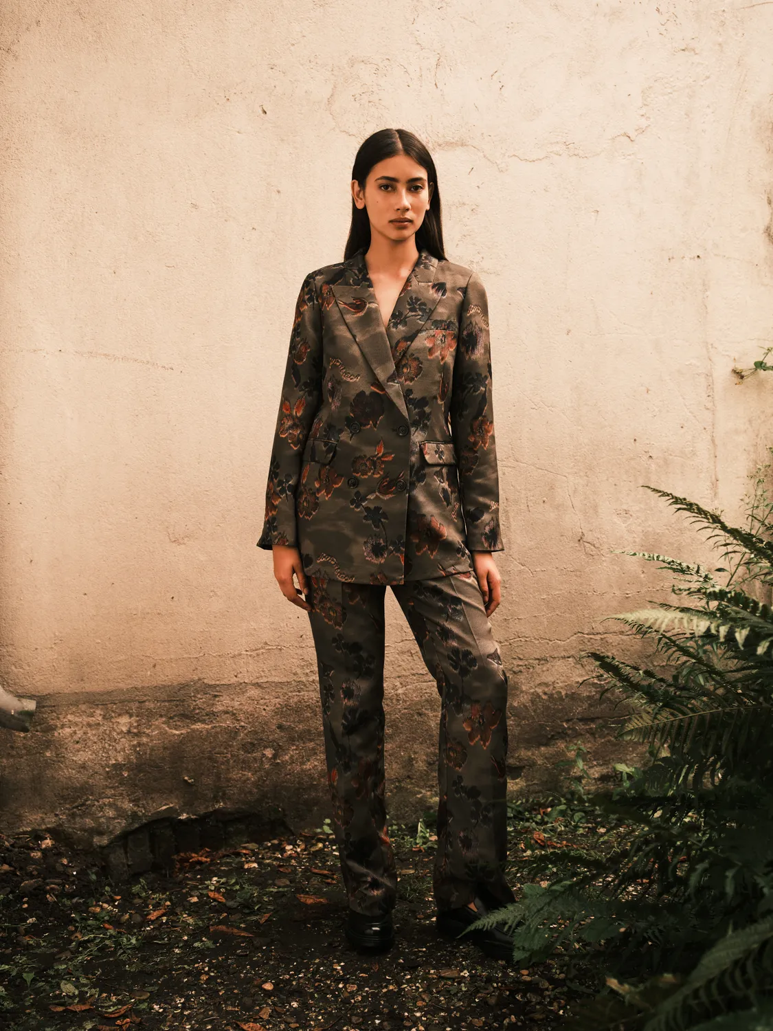 Violet kick flare pants sold by Scotch and Soda product image thumbnail 3