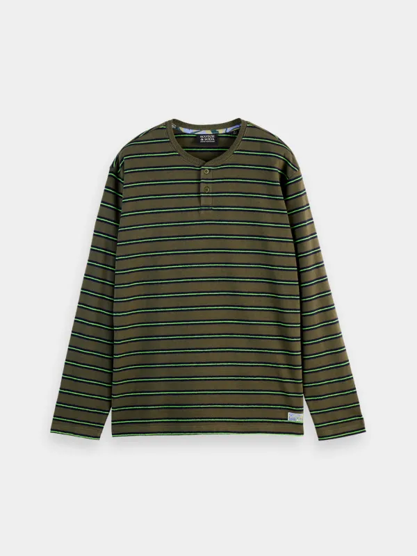 Textured long sleeved t-shirt sold by Scotch & Soda