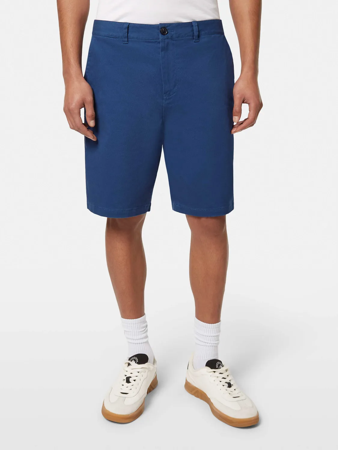 Stuart chino shorts sold by Scotch & Soda product image thumbnail 2