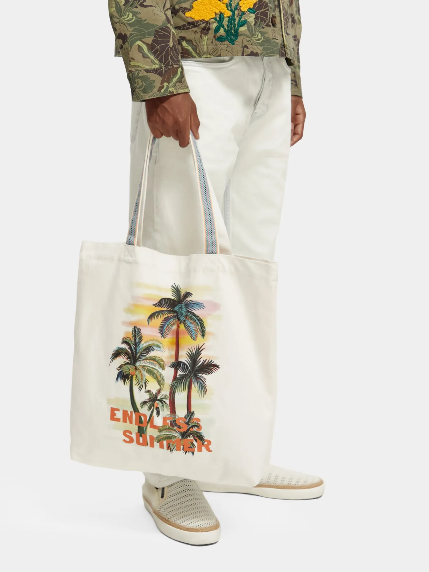 Canvas artwork tote bag sold by Scotch & Soda product image thumbnail 3