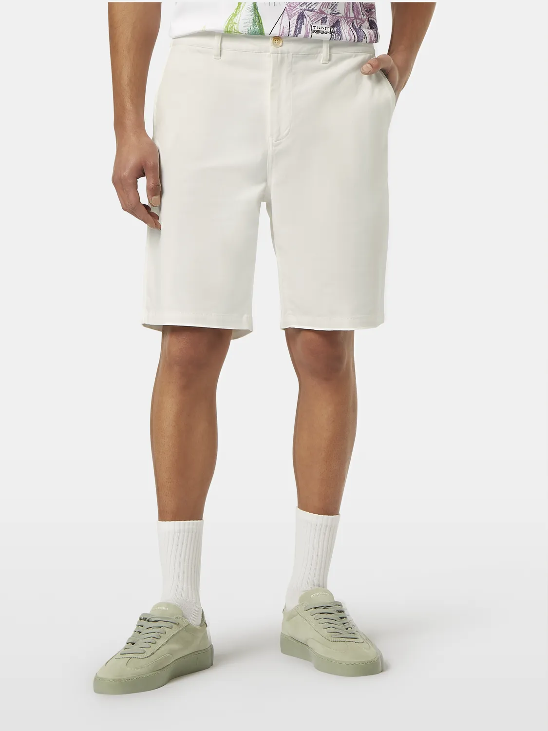 Stuart chino shorts sold by Scotch and Soda product image thumbnail 2