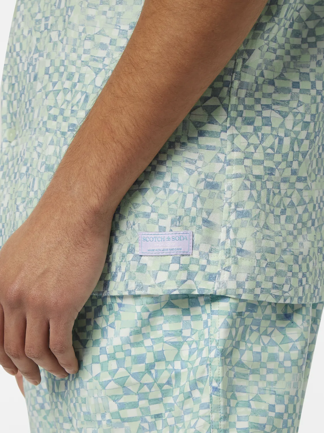 Printed short sleeved shirt sold by Scotch & Soda product image thumbnail 5