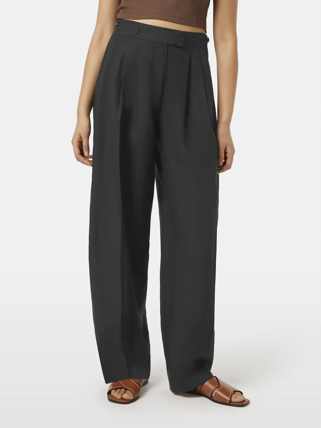 Quinn pleated pants sold by Scotch and Soda product image thumbnail 2