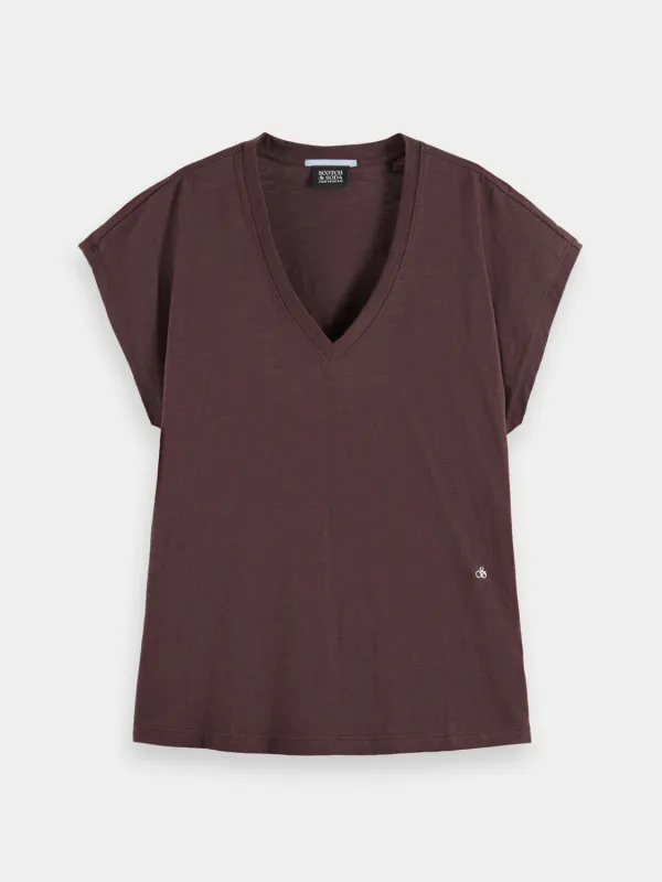 Slub v-neck t-shirt made by Scotch & Soda