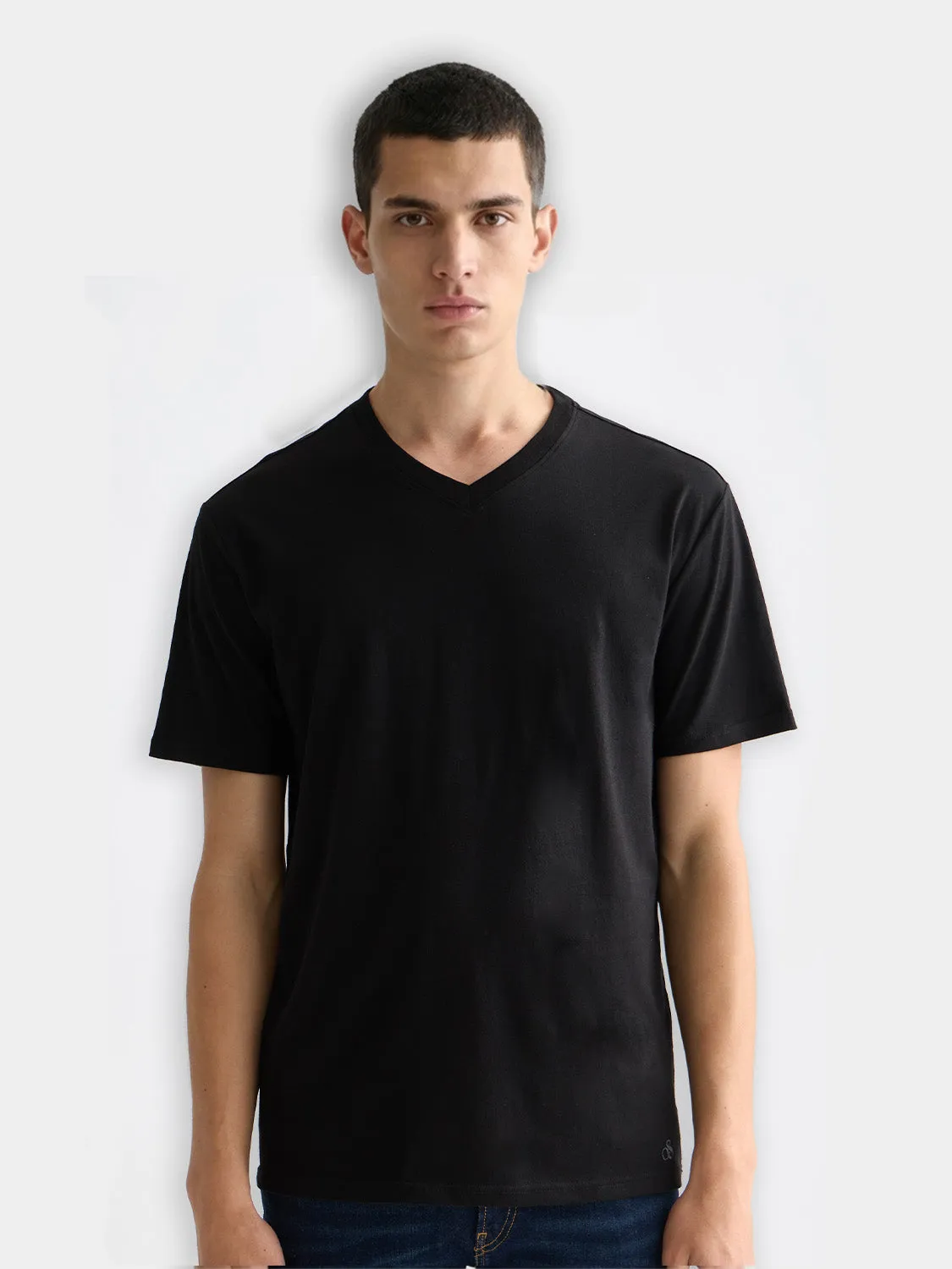 3-pack v-neck t-shirts sold by Scotch & Soda product image thumbnail 3