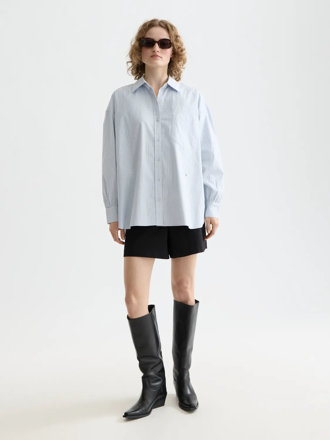 Abott chino shorts sold by Scotch & Soda product image thumbnail 4