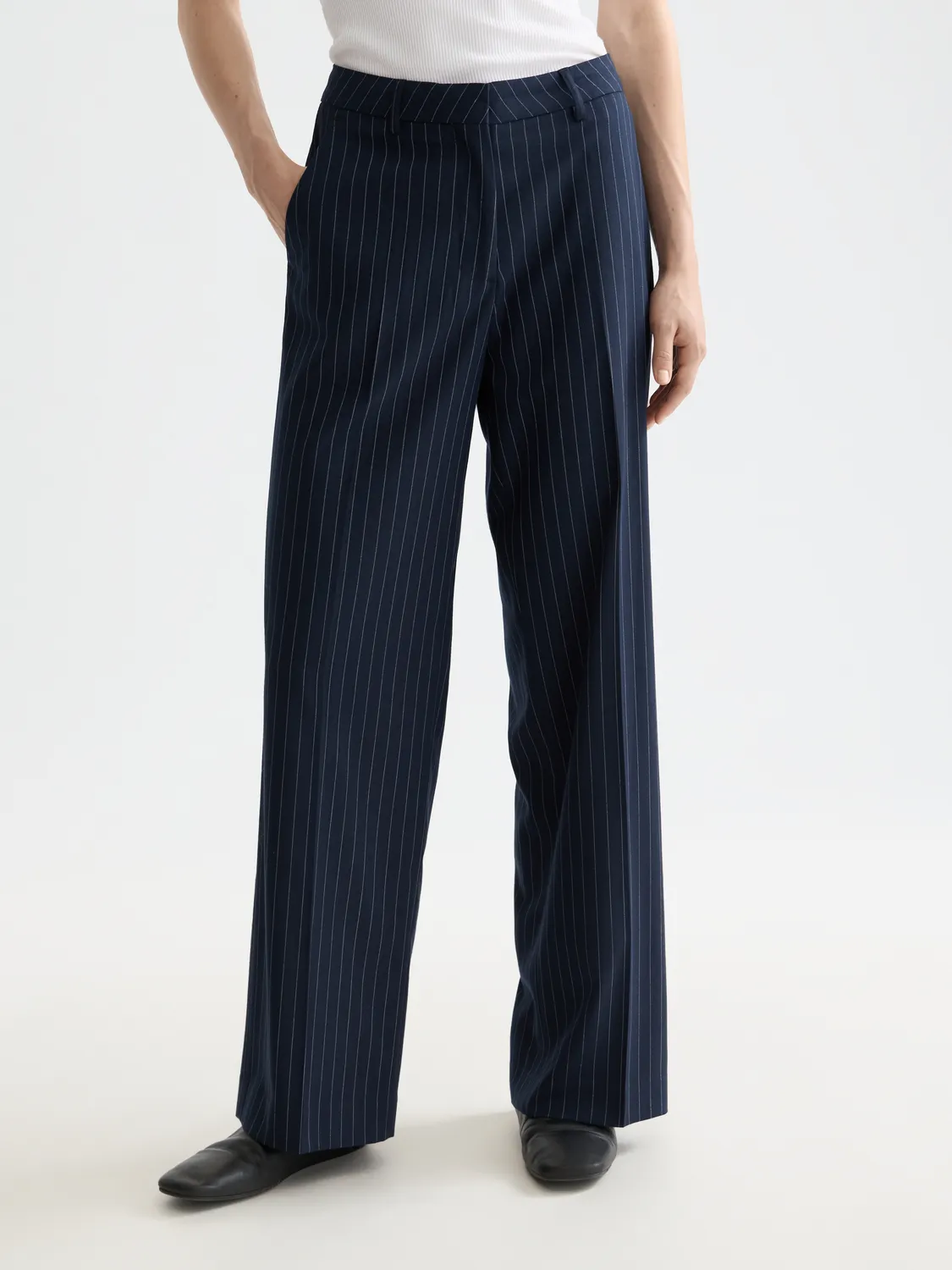 Edie wide fit pants sold by Scotch & Soda