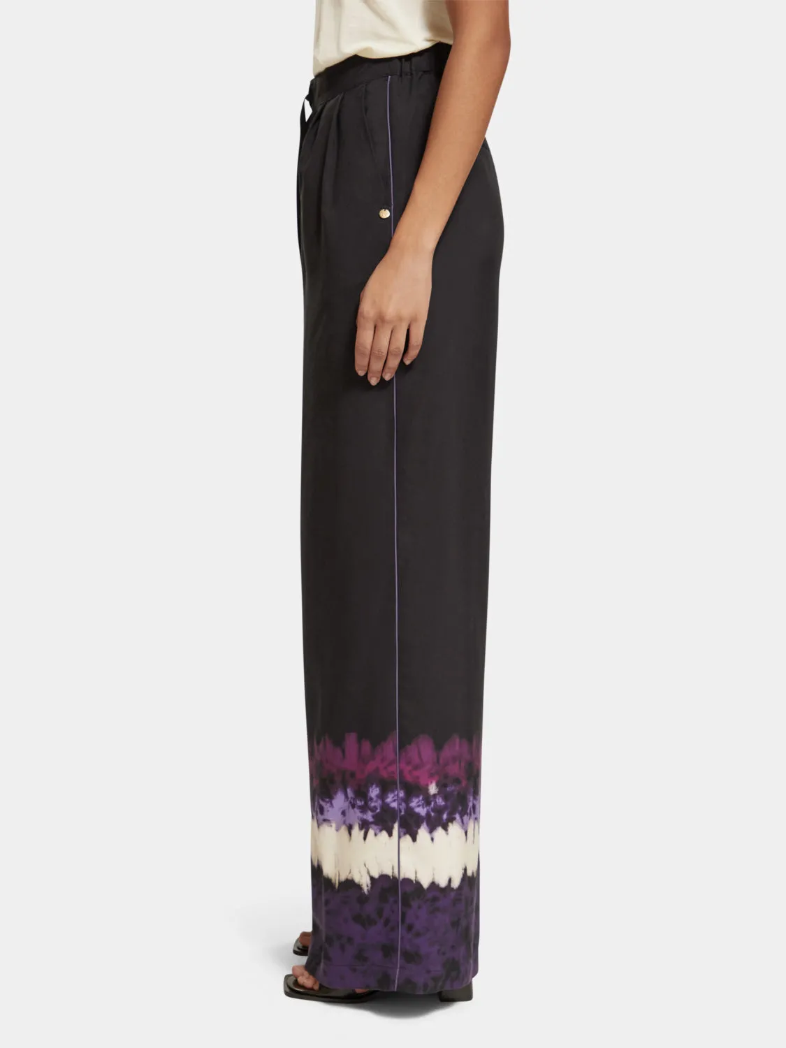Eleni wide fit pants sold by Scotch and Soda product image thumbnail 4