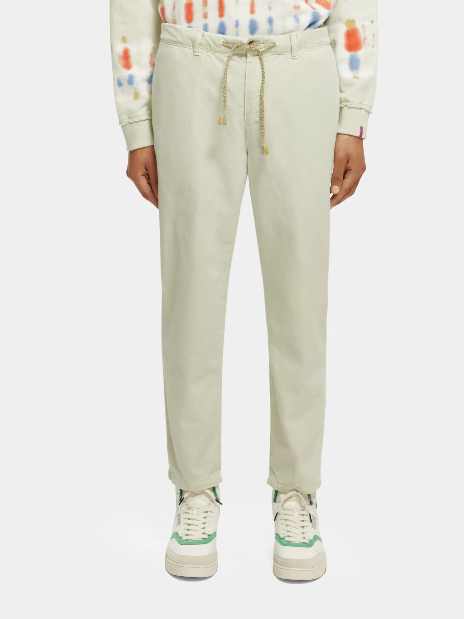 Drift garment-dyed cotton-linen jogger pants sold by Scotch and Soda