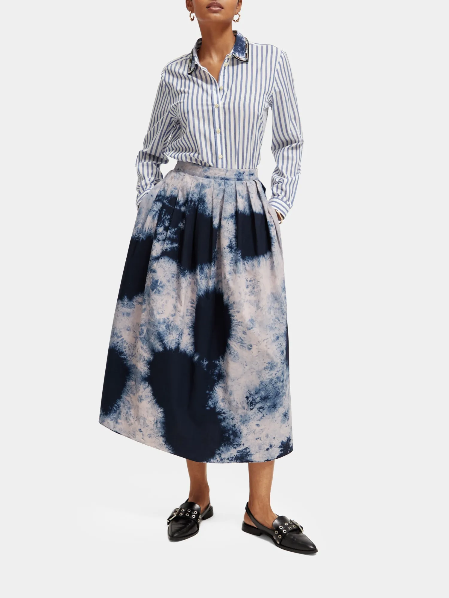 Regular-fit beaded-collar shirt sold by Scotch and Soda product image thumbnail 4