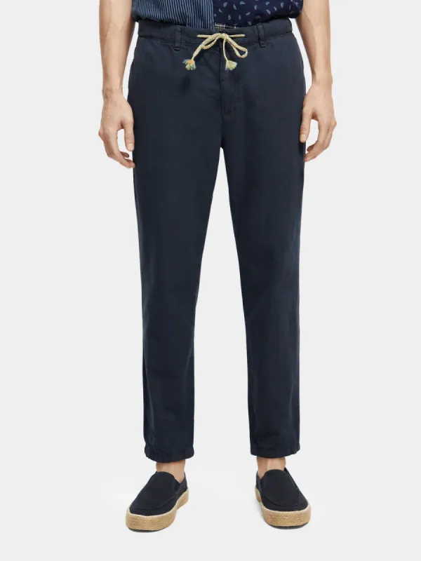 Drift garment-dyed cotton-linen jogger pants made by Scotch & Soda