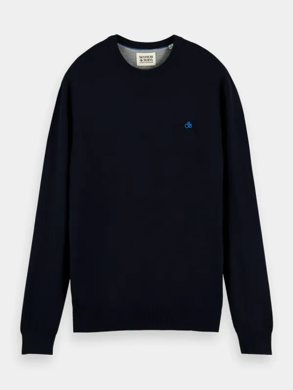 Classic crewneck pullover made by Scotch & Soda