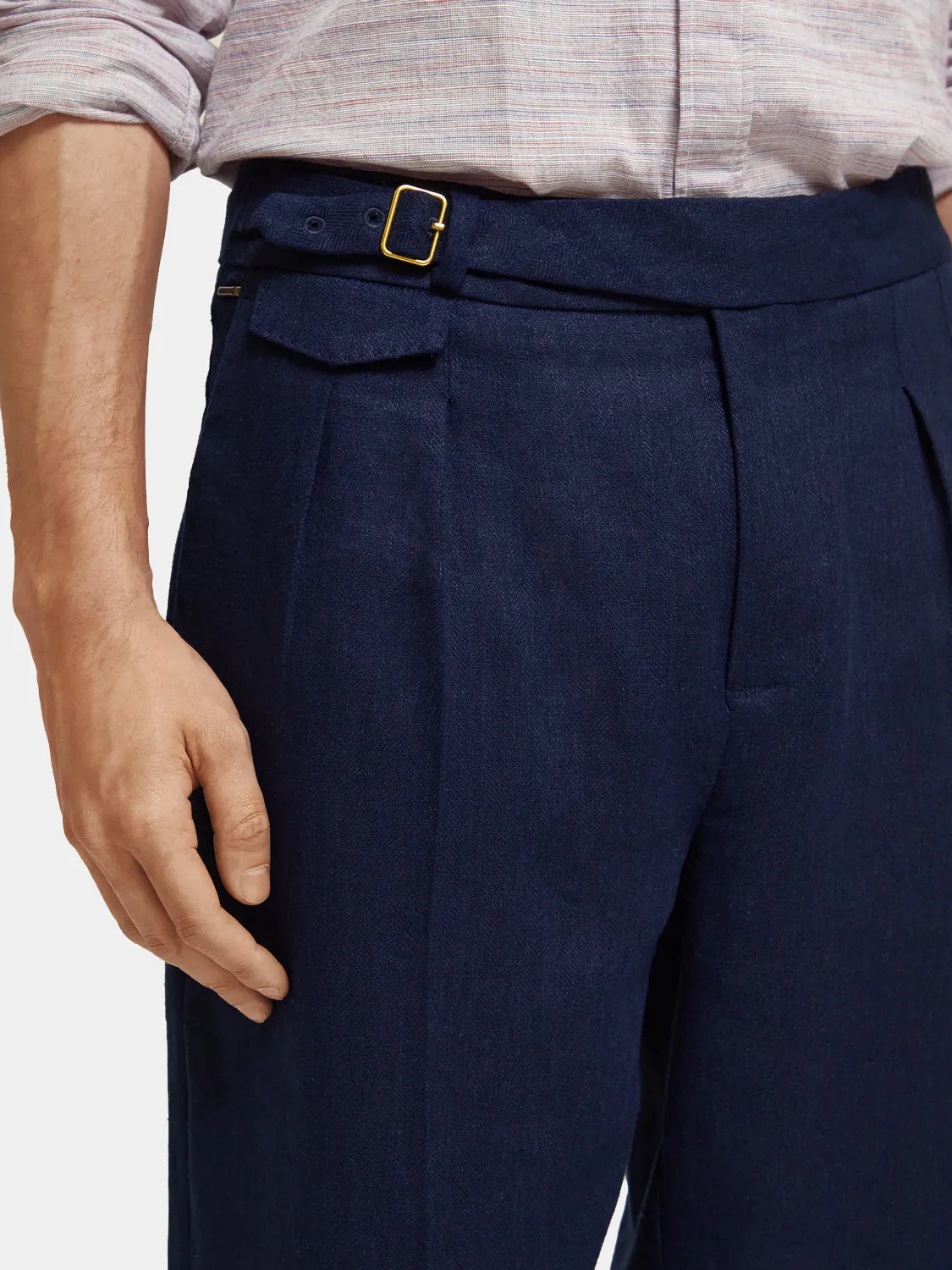 Pleated wide-fit herringbone chino sold by Scotch and Soda product image thumbnail 4