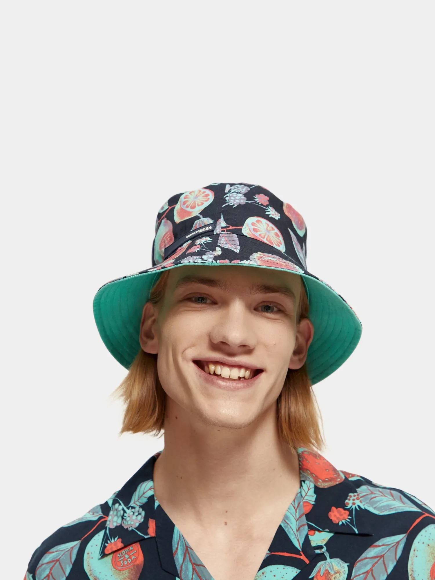 Reversible printed bucket hat sold by Scotch and Soda product image thumbnail 3