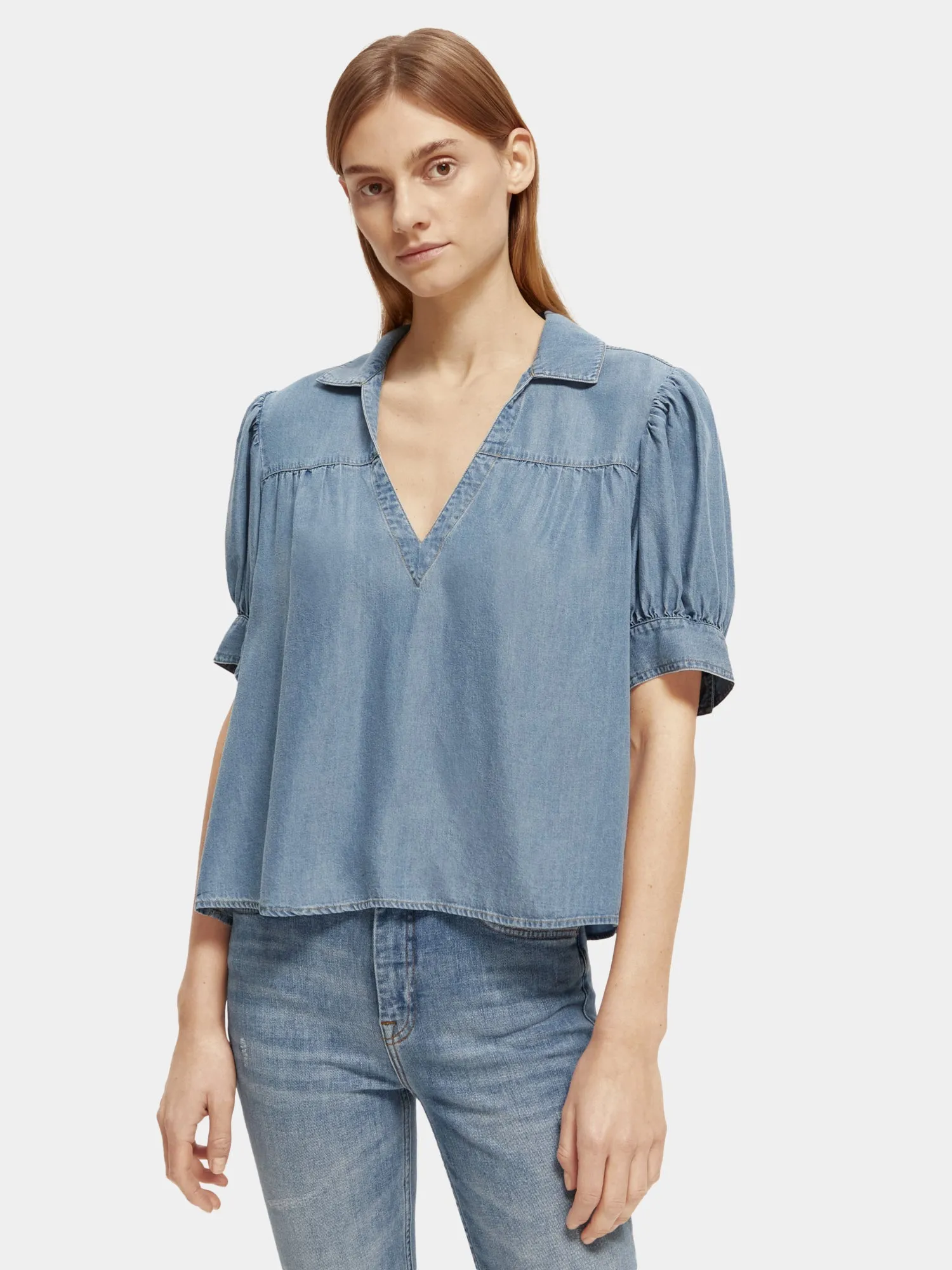 Short sleeve feminine indigo shirt sold by Scotch and Soda
