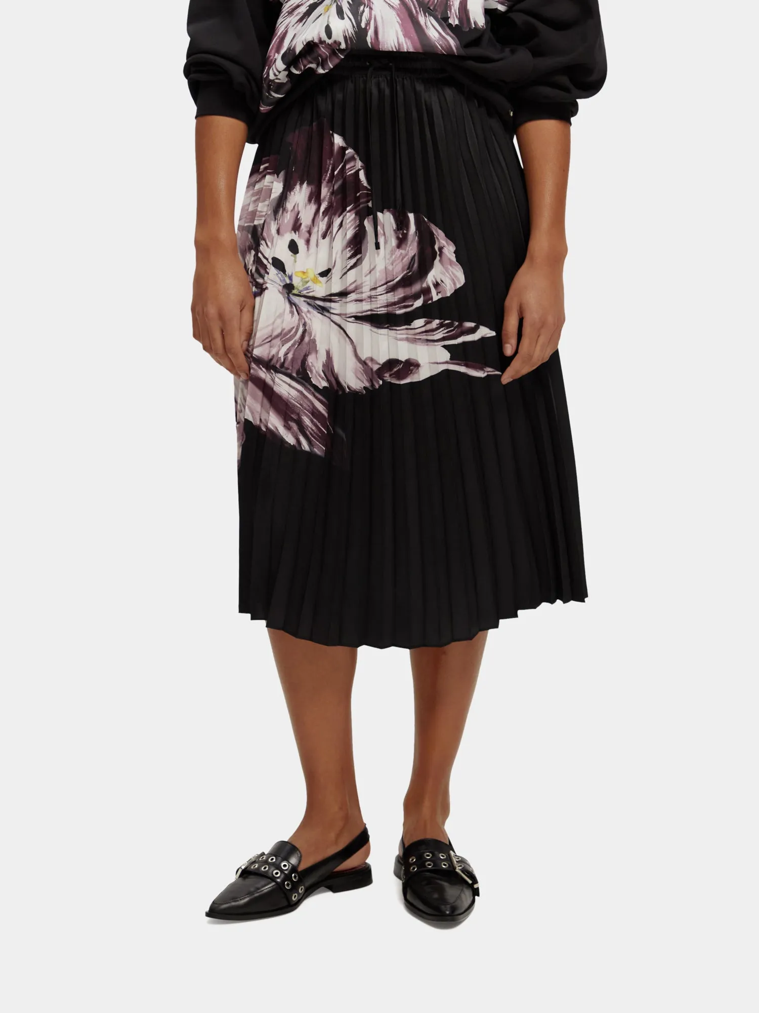 Printed pleated midi skirt sold by Scotch and Soda