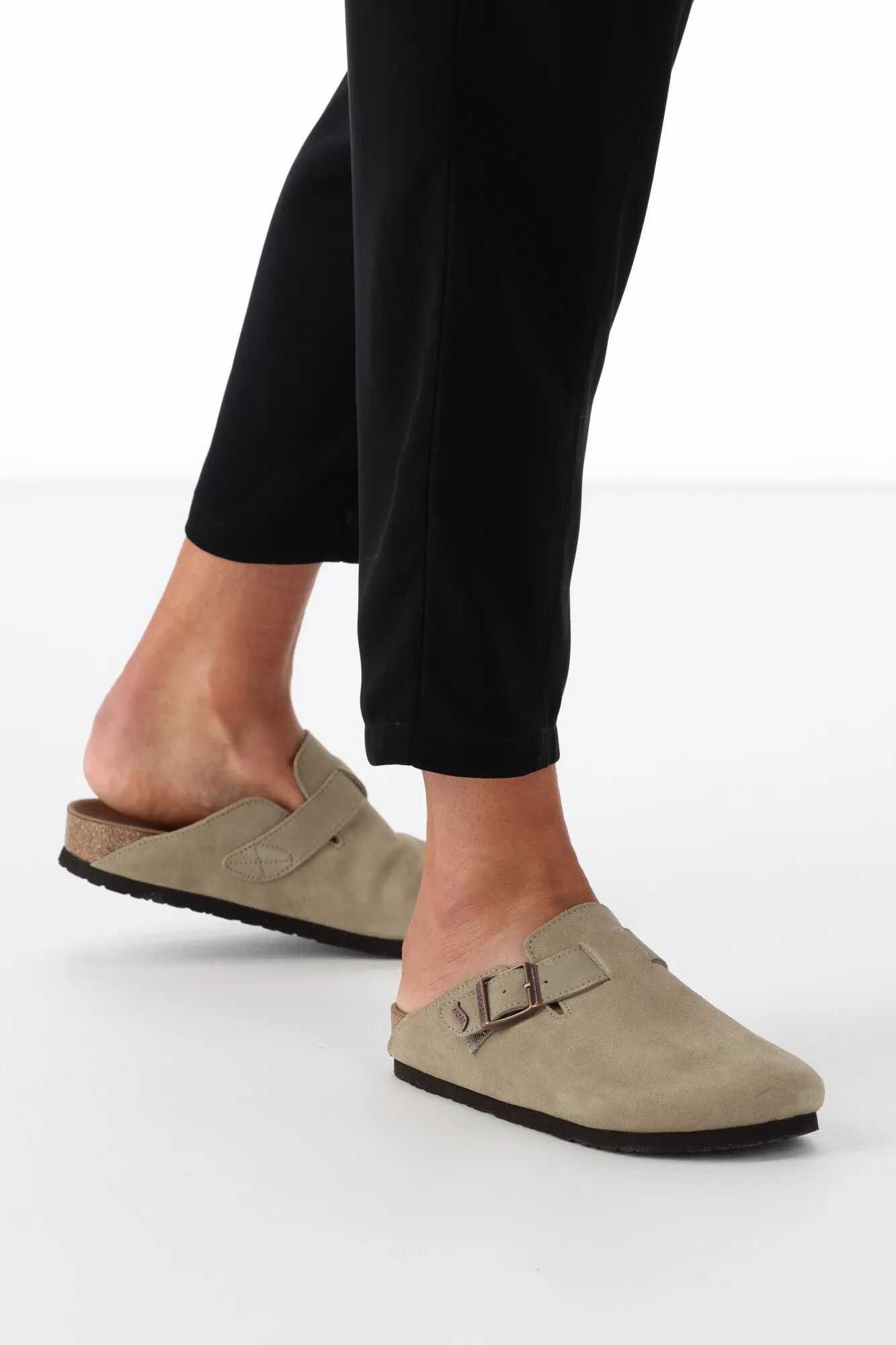 Skechers Arch Fit Granola Happy Friday Taupe Parallel