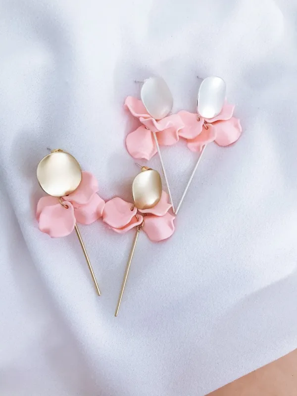 Willow Collective Petite Petals Silver Pinky Nude sold by Shine On