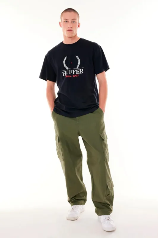 Huffer Mens Classic Tee/Winner Navy sold by Shine On