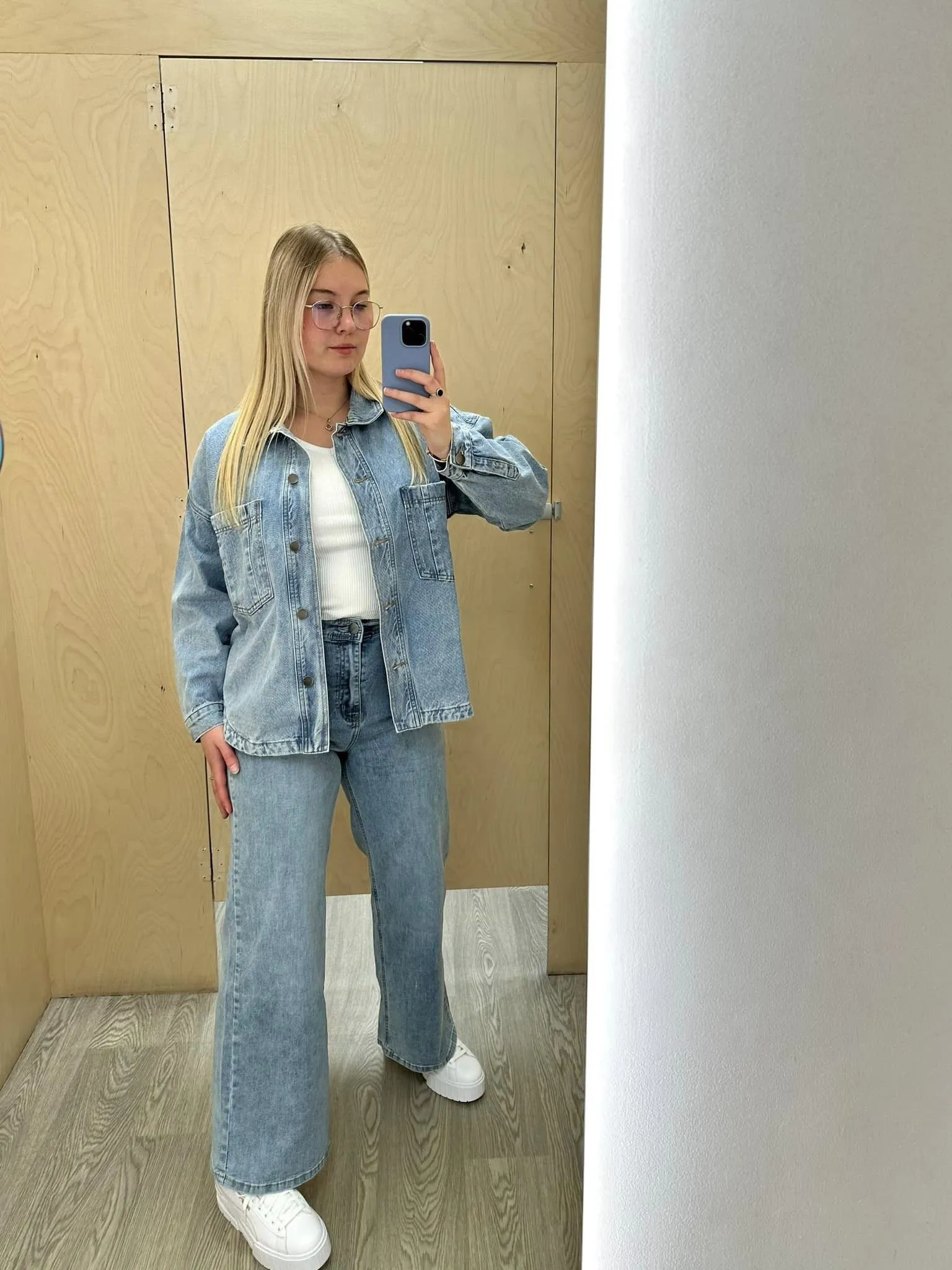 Wakee Maria Wide Leg Jean Blue sold by Shine On product image thumbnail 2