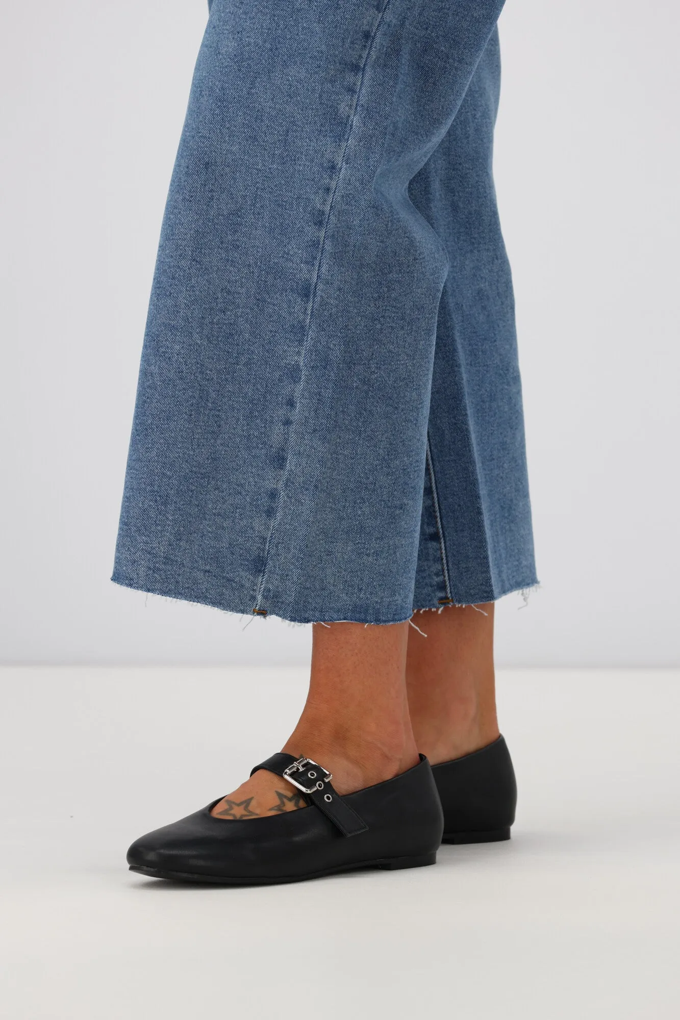 Billini Jaba Flats Black sold by Shine On product image thumbnail 5