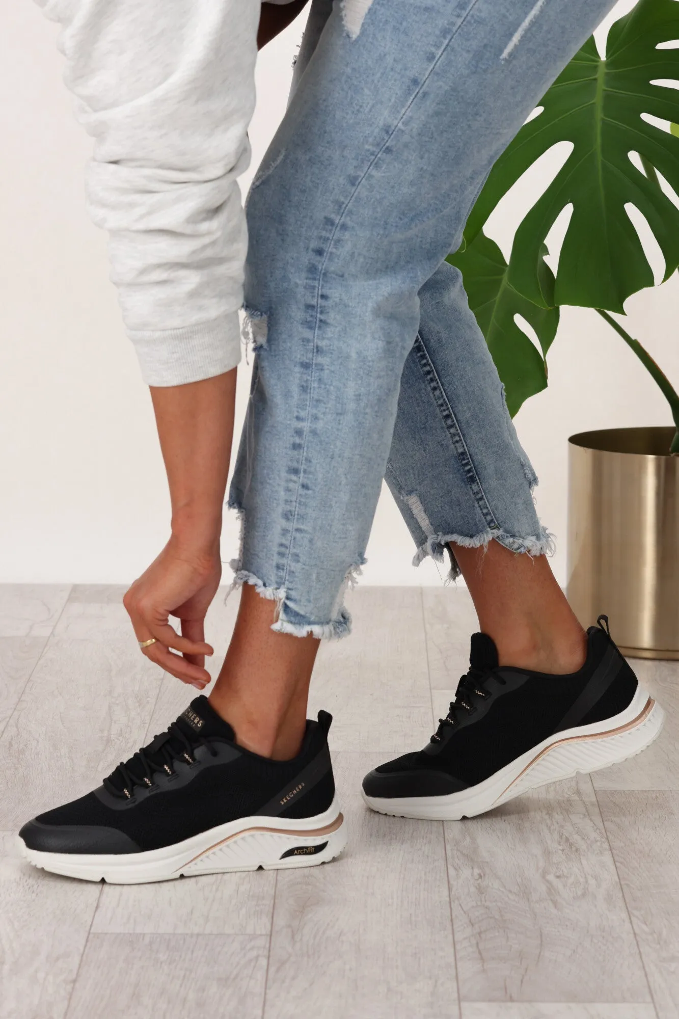 Skechers Arch Fit S-Miles Sneaker Black sold by Shine On