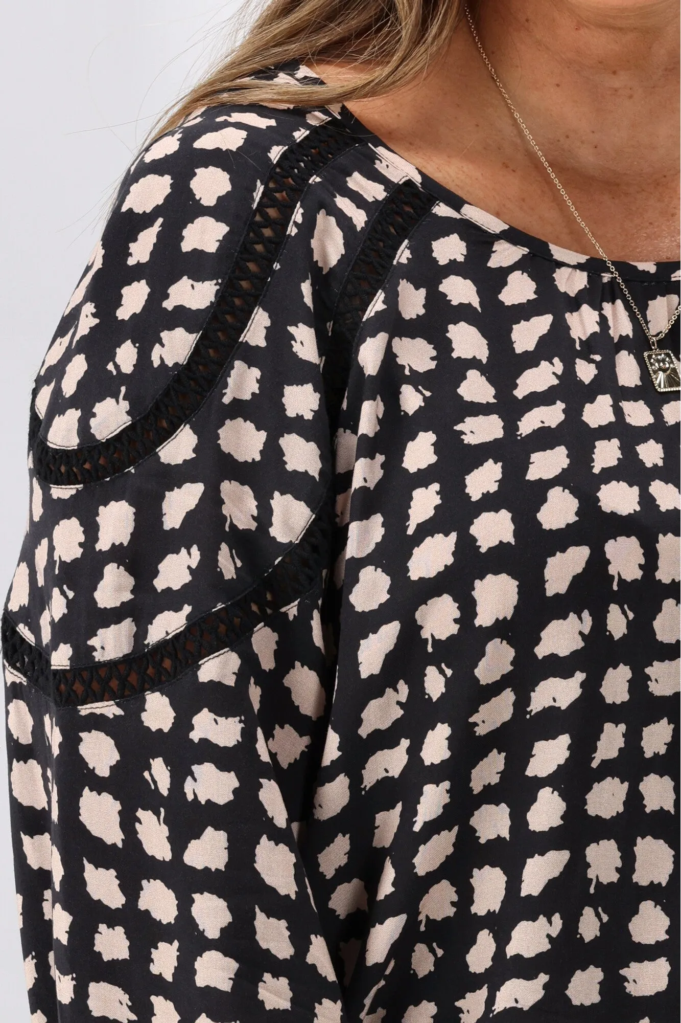 Gloss by Shine On Nello Ladder Lace Puff Sleeve Blouse Geo Print sold by Shine On product image thumbnail 4