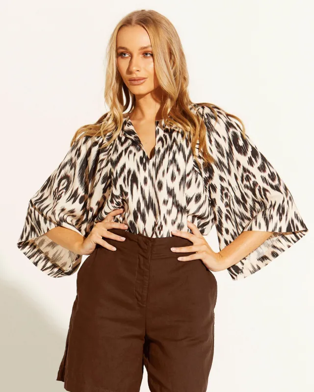 Fate Paradise Shirt Shell Top Abstract Animal sold by Shine On