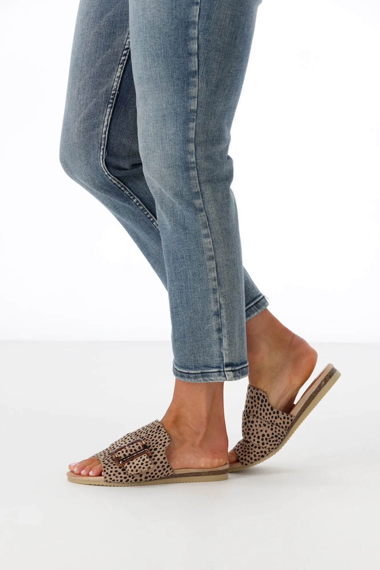 Laguna Quays Kivari Cheetah Beige sold by Shine On product image thumbnail 5