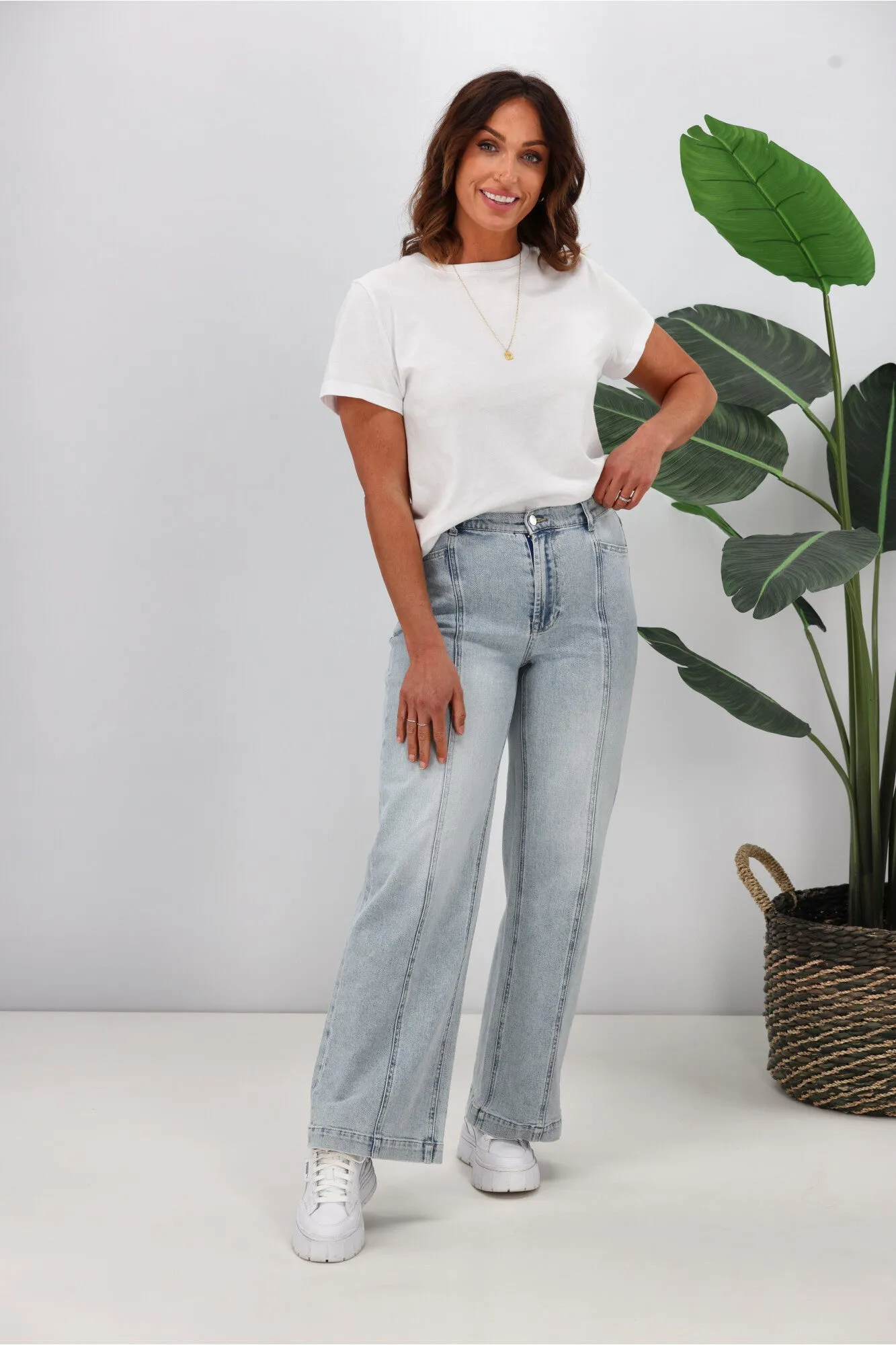 Shine On Label Phoenix Wide Leg Panel Jean Washed Blue sold by Shine On product image thumbnail 4