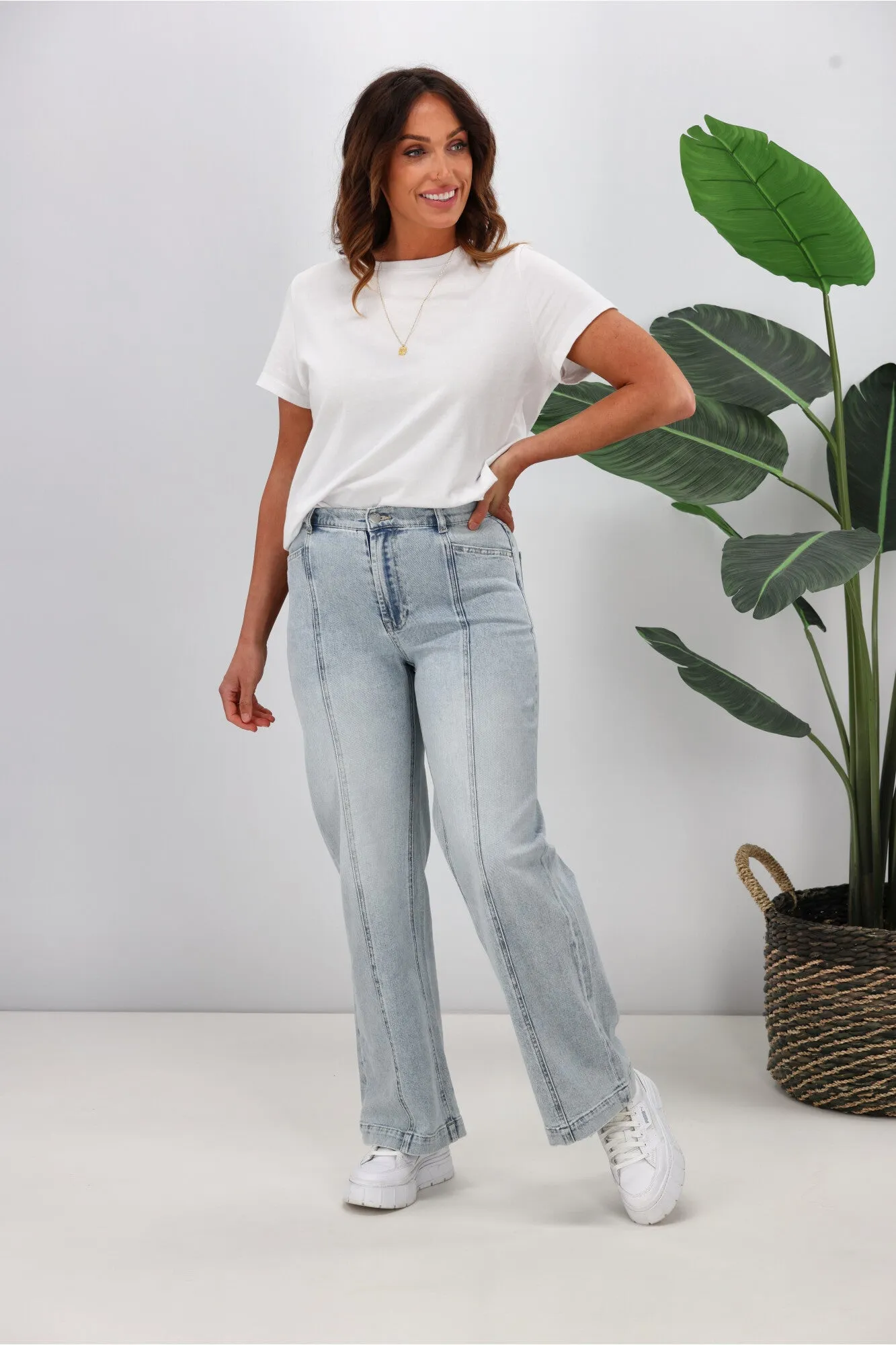 Shine On Label Phoenix Wide Leg Panel Jean Washed Blue sold by Shine On product image thumbnail 5
