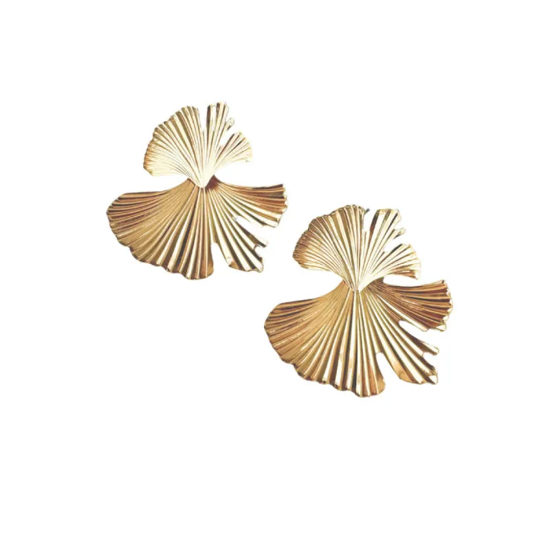 Lindi Kingi Leafy Embrace Earring made by Shine On