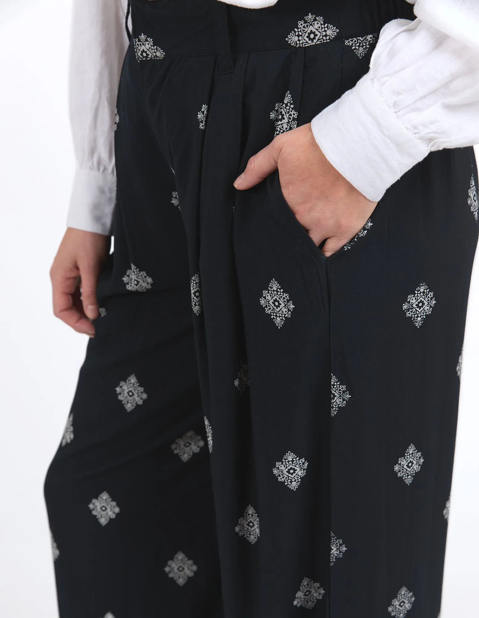 Elm Georgina Print Pant Georgina Pant sold by Shine On product image thumbnail 5