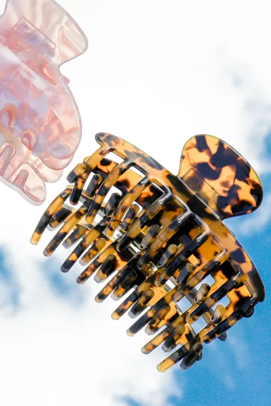 Shine On Label Claw Clip Tort sold by Shine On