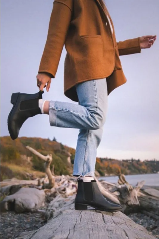 Emu Grayson Rainboot Black sold by Shine On