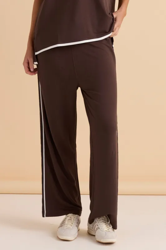Betty Basics Evelyn Wide Leg Jogger Chocolate made by Shine On