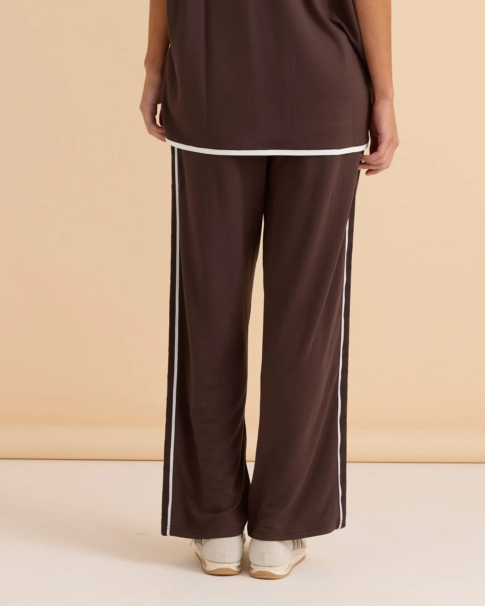 Betty Basics Evelyn Wide Leg Jogger Chocolate sold by Shine On product image thumbnail 4