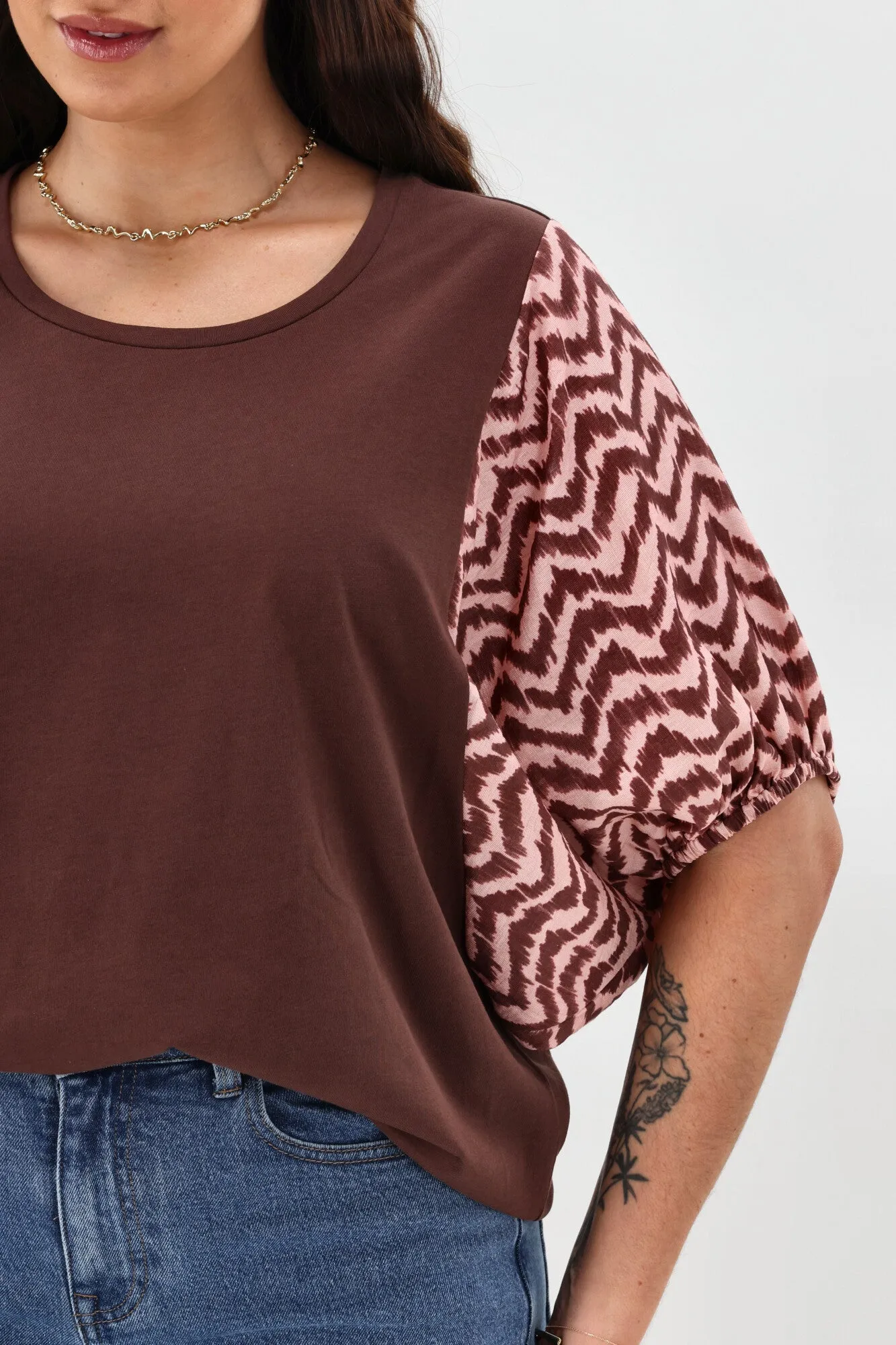 Shine On Label Sheyena Woven Sleeve Top Zig Zag Print sold by Shine On product image thumbnail 4